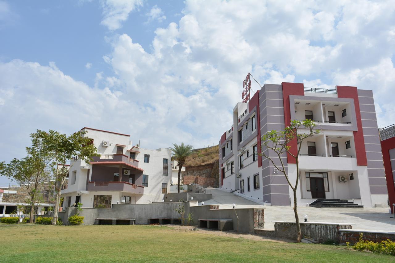 Kaya Valley Resort Dakan Kotra ภายนอก รูปภาพ
